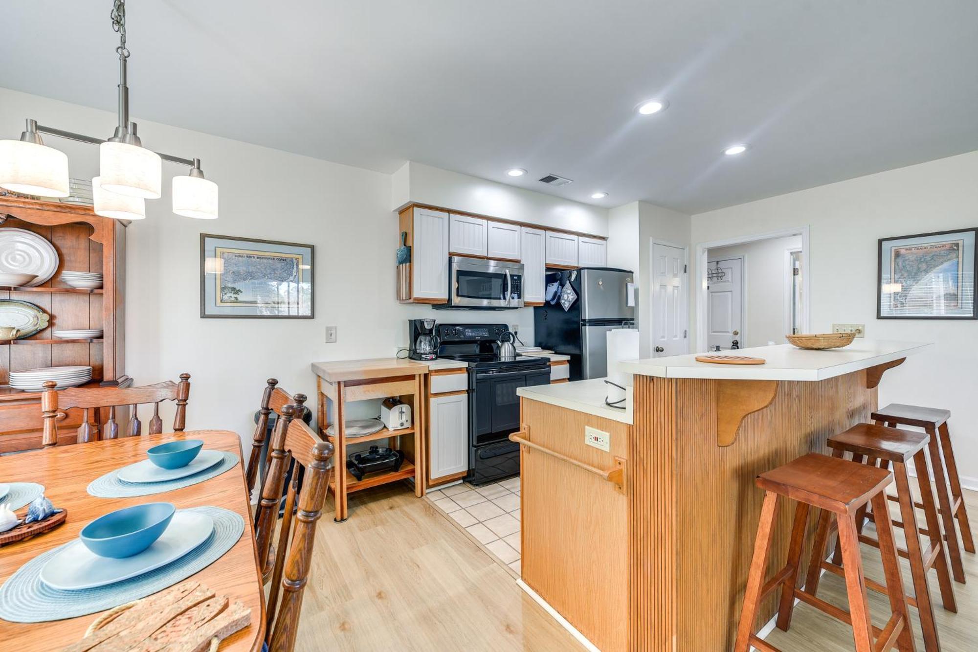 First-Floor Condo Less Than 1 Mi To Sunset Beach Access! 외부 사진